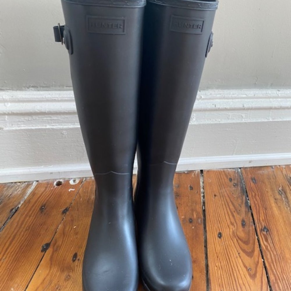 Hunter Refined Tall Matte Boots Sz 6